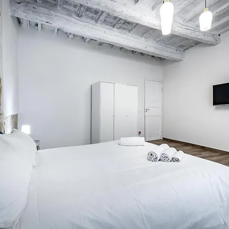 Apartman Yd Quiet 2br With Private Garden *