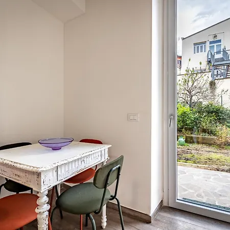 Lejlighed Yd Quiet 2br With Private Garden