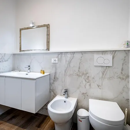 Yd Quiet 2br With Private Garden Lejlighed *