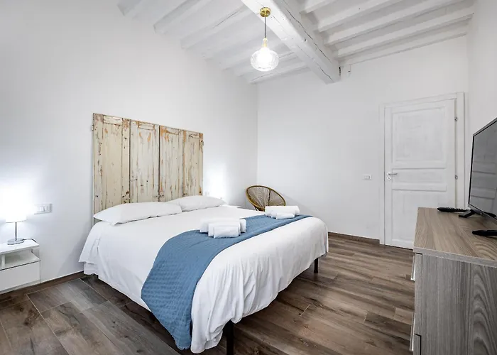 Yd Quiet 2br With Private Garden