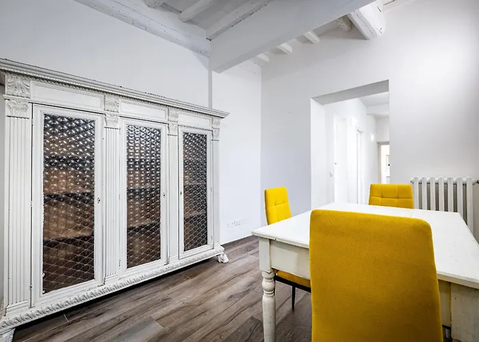Yd Quiet 2br With Private Garden Apartman Firenze